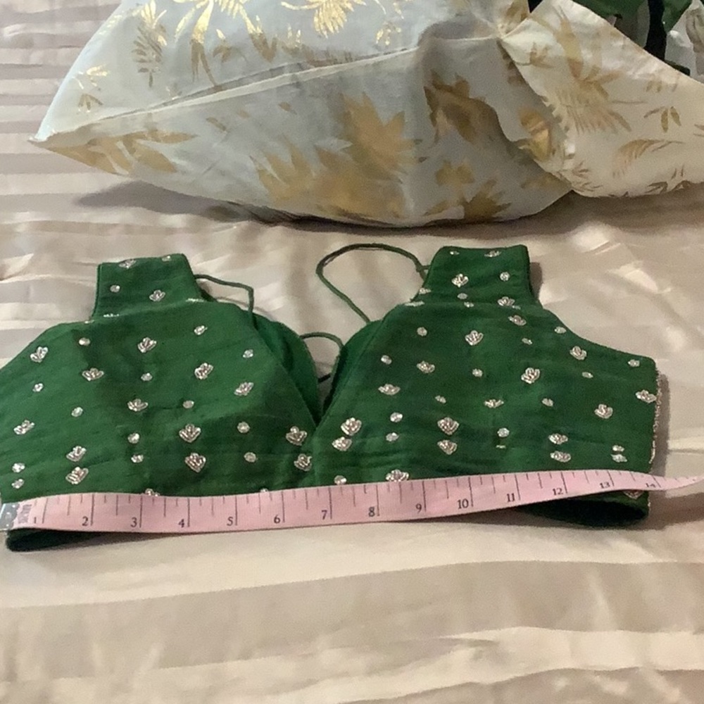 Green Embellished Indian Crop Top with Sheer Dupatta/indian Pakistani lengha fr - Picture 15 of 15